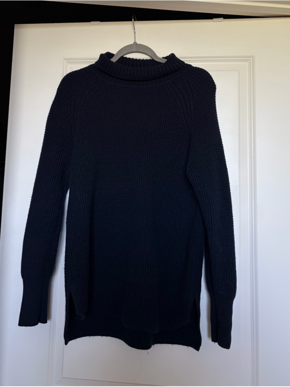 Banana Republic Navy Blue Ribbed Turtleneck Sweater